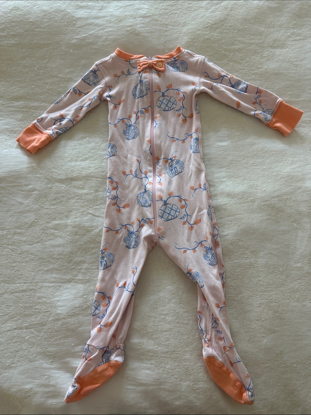 Beaufort Bonnet Pink Pumpkin-Print Footed Baby Pajamas with Orange Trim